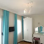 Yuva Butik Çeşme