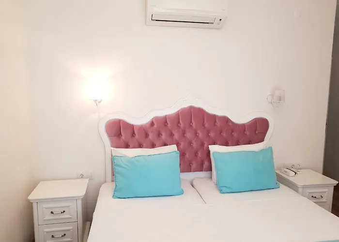 Yuva Butik Hotel *